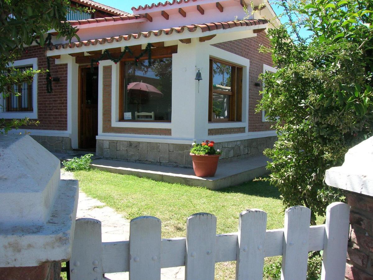 La Soleada Bed & Breakfast Mina Clavero Exterior foto